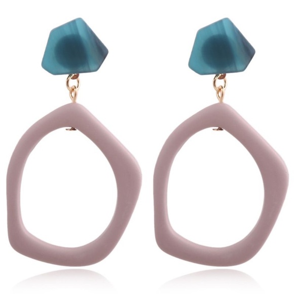 **AILEEN* Purple x Blue Fashion Acrylic Earrings - Picture 1 of 1